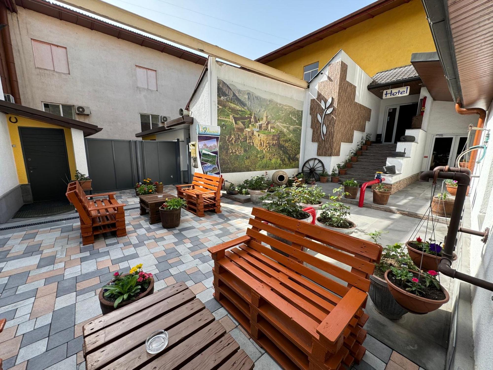 No Problem Yerevan Exterior foto